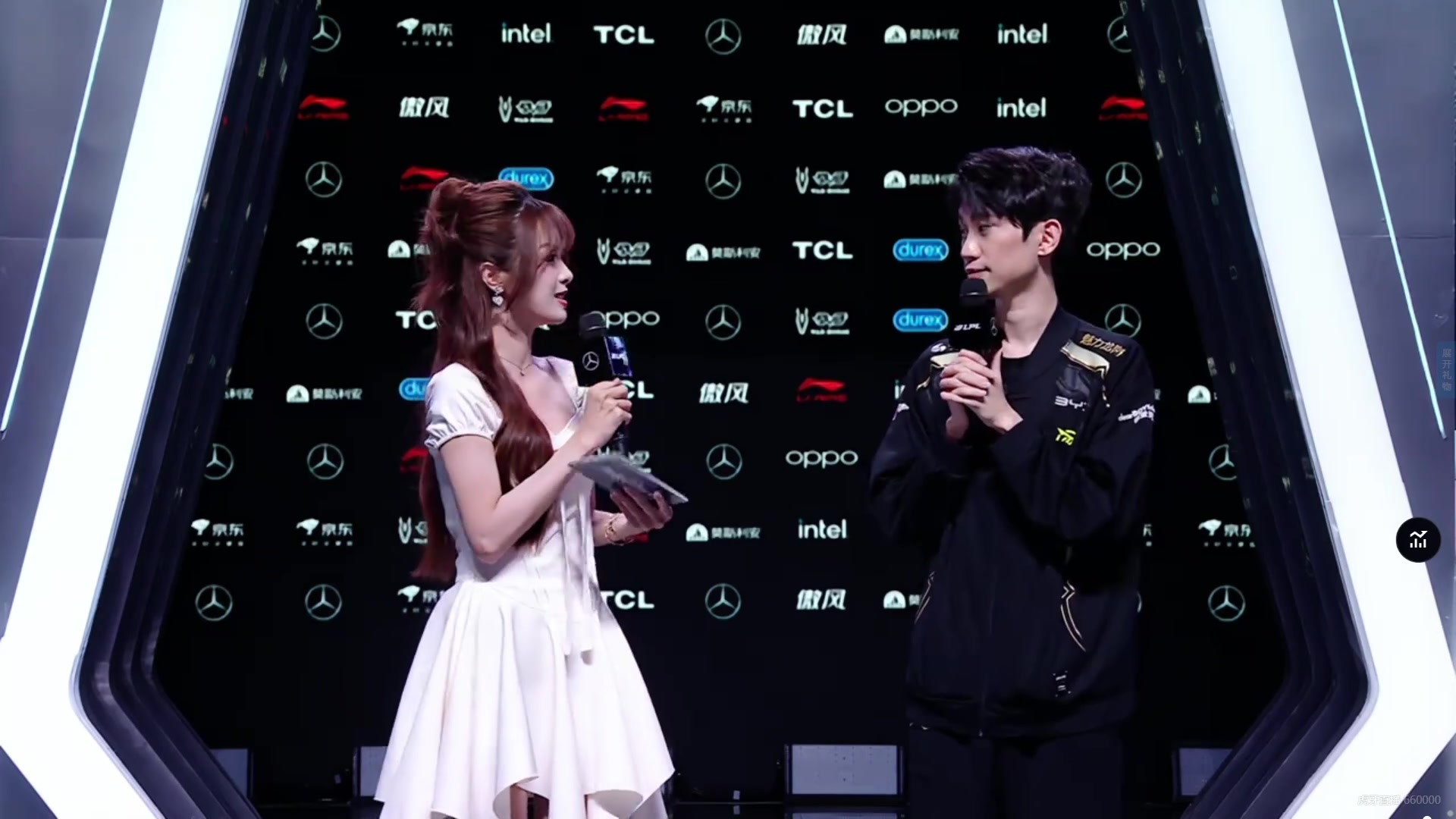 忍住了！赛后采访Doinb：接下来我们将一步一个脚印? 放心 不会说那个的